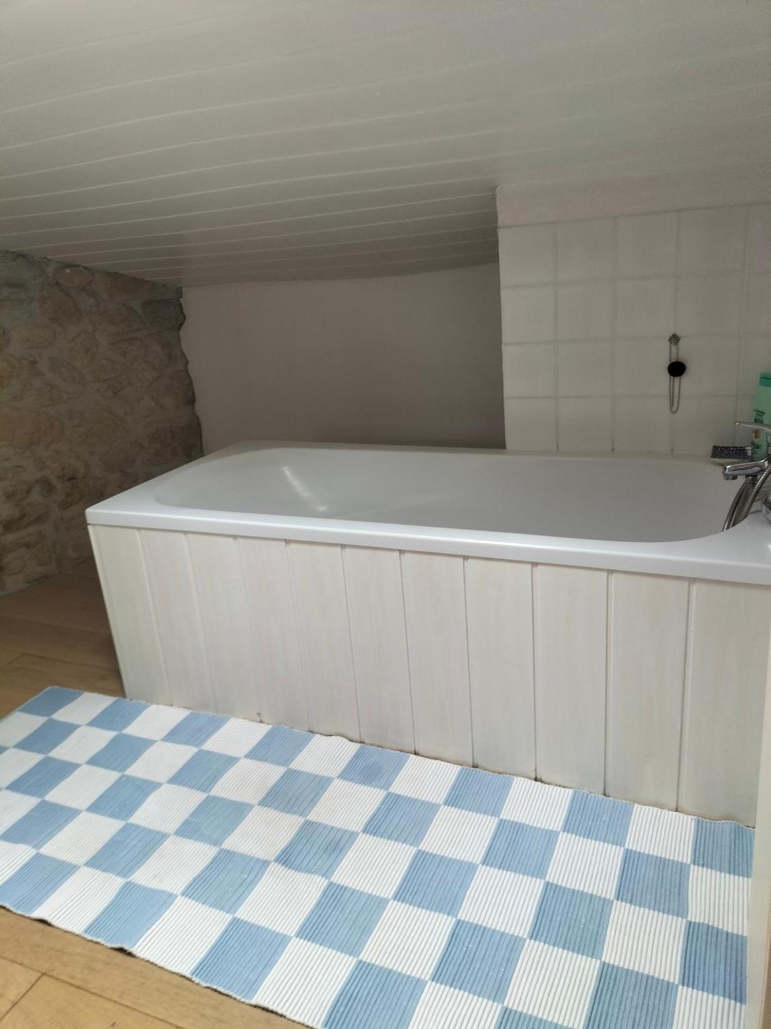 Chambres 2 Personnes Dans Notre Maison Girondine Saint-Martin-de-Lerm Extérieur photo